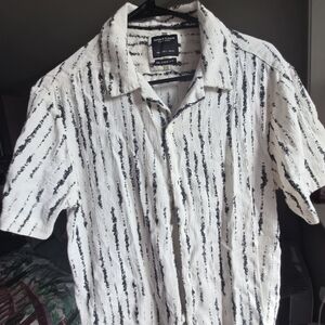 Denim & Flower Textured Black and White Shirt